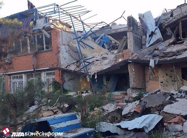 Лінія фронту: Широкине в руїнах. ФОТО