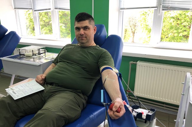 Волинські гвардійці здавали кров для поранених військовослужбовців. ФОТО