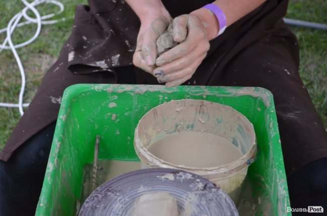 Злива і витончена музика: перший день фестивалю джазу у Луцьку. ФОТО