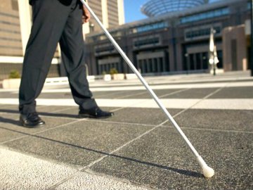 Лучанам з вадами зору виплатять по 300 гривень. СПИСОК