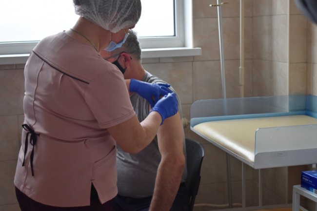 Волинські ветерани АТО/ООС долучились до вакцинації від коронавірусу