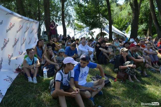 Якби Бандера став міністром охорони здоров'я: гутірка на  «Бандерштаті»