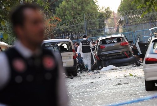 У Стамбулі під час теракту постраждало не менше 10 осіб. ФОТО