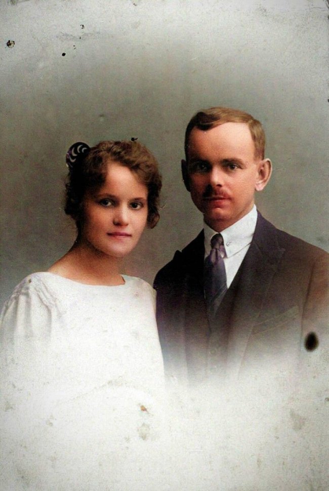 Показали волинян на кольорових світлинах столітньої давності. ФОТО