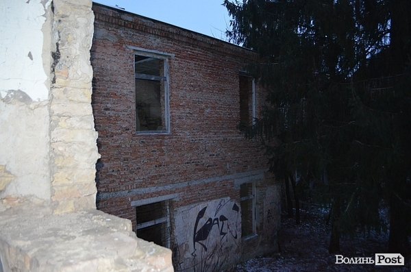 Закинутий луцький будинок XVIII століття. ФОТО
