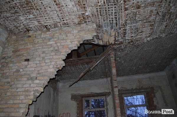 Закинутий луцький будинок XVIII століття. ФОТО