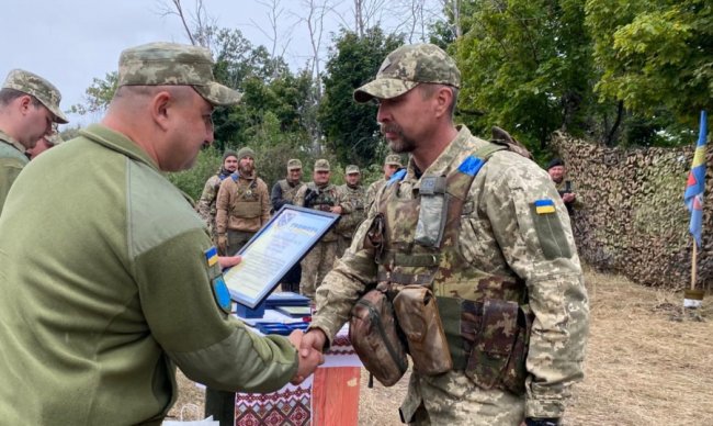 Танкістів волинської бригади на передовій нагородили державними відзнаками. ФОТО