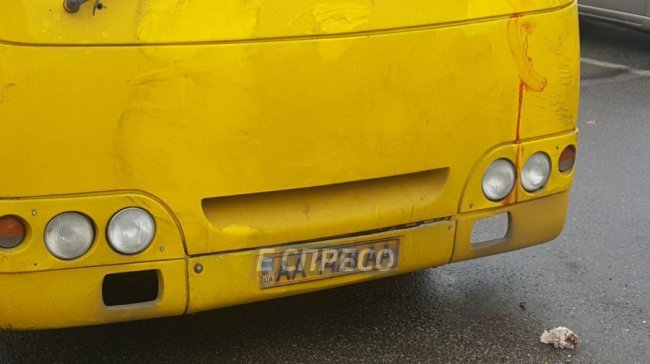 У Києві маршрутка на смерть збила двох людей