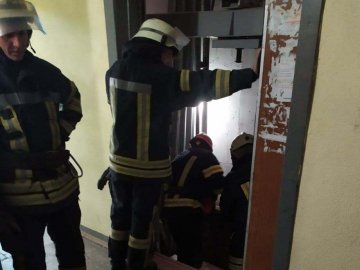 У Києві обірвався ліфт, загинув чоловік
