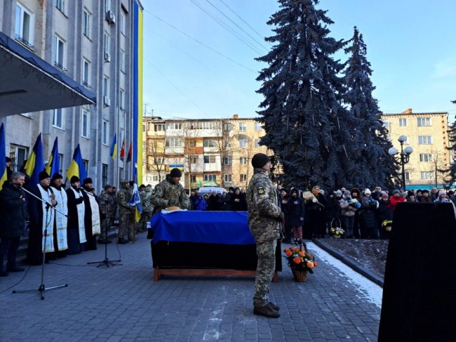 Волиняни провели в останню путь десантника Віталія Гараня