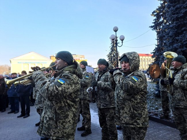 Волиняни провели в останню путь десантника Віталія Гараня