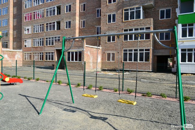 Фотозвіт із будівництва найяскравішого житлового комплексу Луцька*