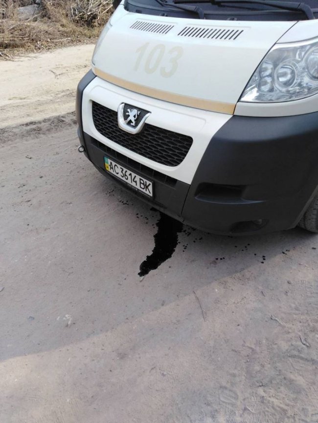 У місті на Волині врятували людину, яка впала з висоти