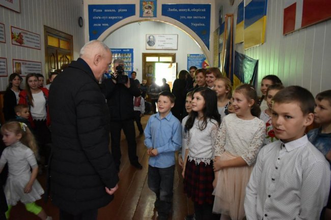 У сільській школі на Волині відкрили відремонтований спортзал за 7 мільйонів. ФОТО