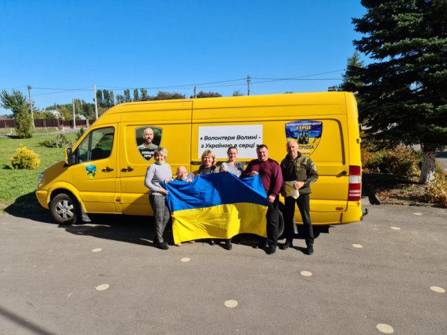 Школярі Лищенського ліцею передали на Схід гостинці для військових