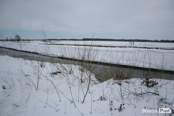 На Волині готуються до повені ‒ в населені пункти завозять харчі. ФОТО