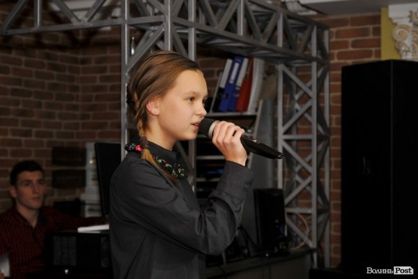 «Зима. Кохання. Новий Рік»: поетичний вечір з присмаком моди в Луцьку