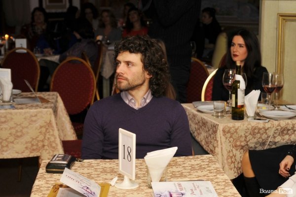 «Зима. Кохання. Новий Рік»: поетичний вечір з присмаком моди в Луцьку