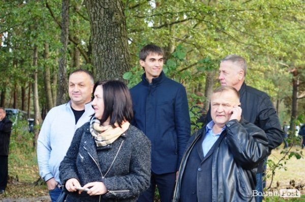 Заплив Гузя та Палиці через Згоранське озеро: як це було. ФОТОРЕПОРТАЖ