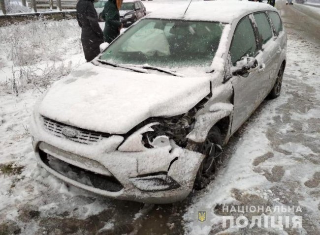  Аварія під Луцьком: двоє водіїв – у лікарні. ФОТО 