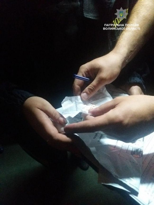 У Луцьку за ніч зловили чотирьох чоловіків з наркотиками. ФОТО