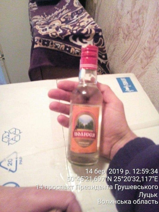 У Луцьку у квартирах торгували «лівим» алкоголем. ФОТО