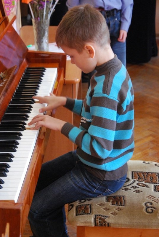 Як волинські священики на Великдень  займалися благодійністю. ФОТО