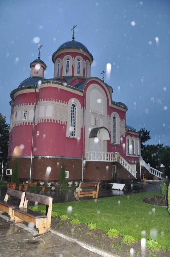 В Ковелі невідомі підпалили храм. ФОТО