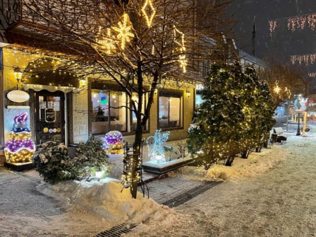 Ресторан «Cafe de Vino» – переможець конкурсу «Вітражі новорічних фантазій»