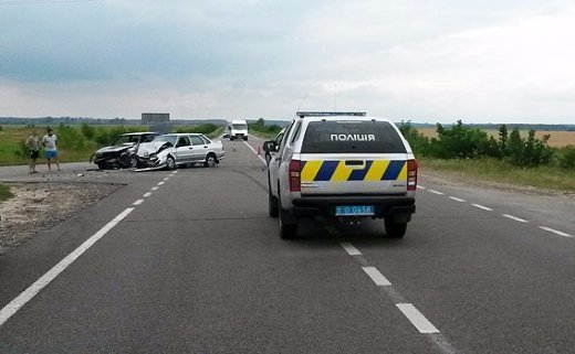 Смертельна ДТП на Волині: зіткнулись три автівки. ФОТО