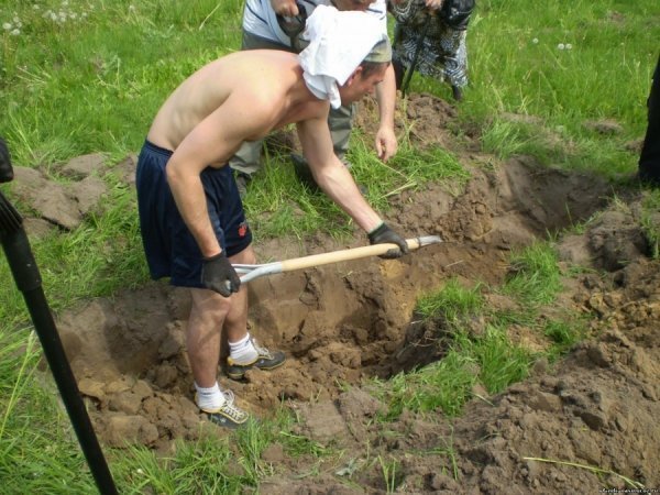 Шурфування місць виявлення геоморфологічних аномалій.