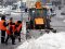 У Києві в спецмашинах «плавлять» сніг з доріг та тротуарів