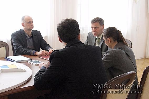 На Волині зустріли іноземних спостерігачів за виборами ENEMO. ФОТО