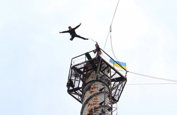 Як у Луцьку «літали» джампери. ФОТО