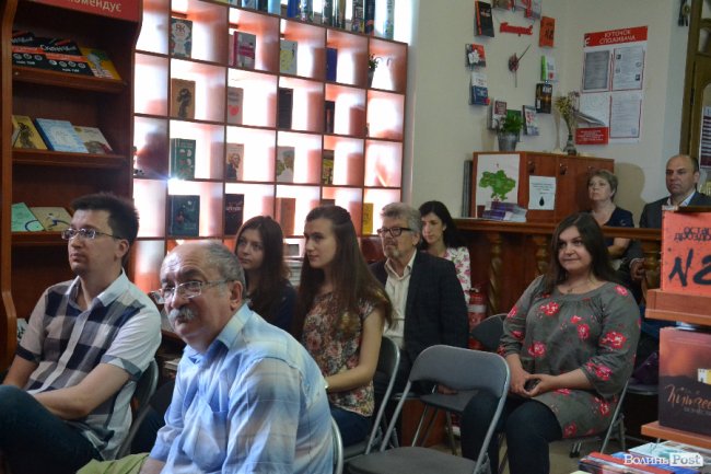 Луцька письменниця презентувала книгу «не про еротику»