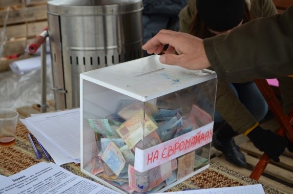 Луцький Євромайдан: люди виходять на віче