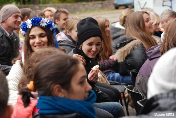 глядачі «Мені пощастить»