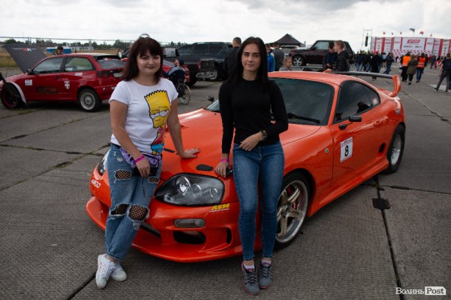 У Луцьку відбулися видовищні авто- і мотогонки. ФОТОРЕПОРТАЖ