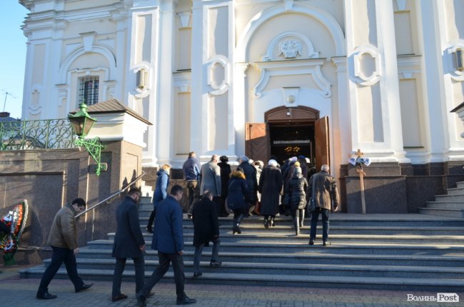 Загинув у день народження: Луцьк попрощався з воїном Віктором Лахаєм. ФОТОРЕПОРТАЖ