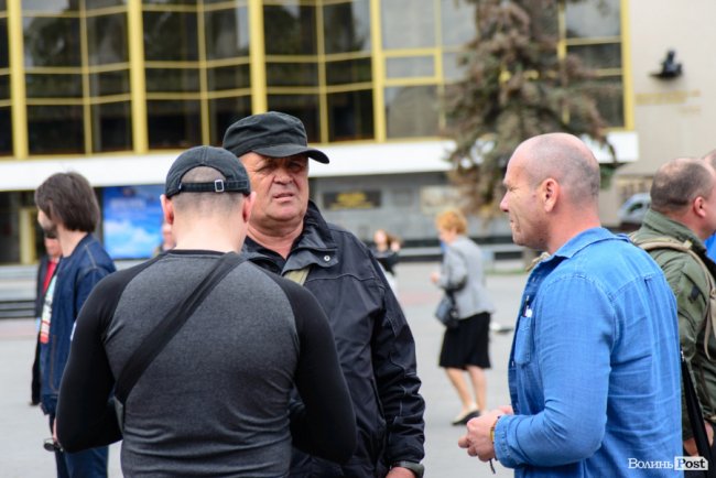 У Луцьку вшанували загиблих під Волновахою. ФОТО