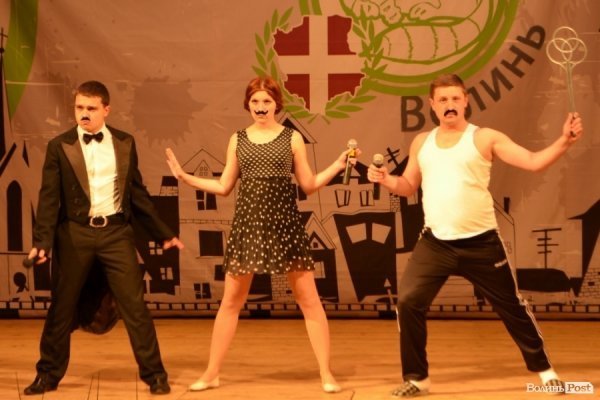 «Горохівський весільний лімузин, щоб розвернутися, їде в Луцьк», ‒ кавеенщики. ФОТО