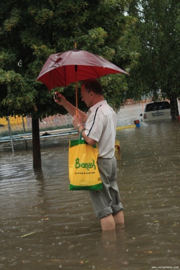 Лучани радіють «великій воді». ФОТО