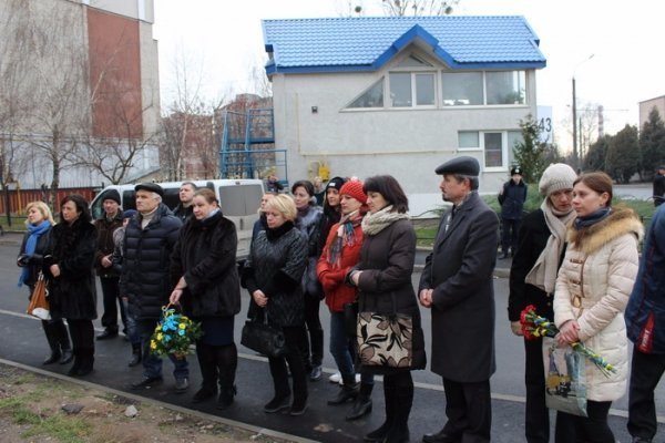 На будинках загиблих Героїв відкрили меморіальні дошки