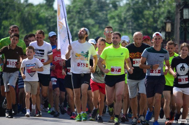 BanderRun: у Луцьку бігали заради життя маленької дівчинки
