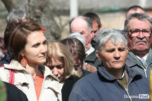 У Луцьку освятили місце під каплицю Небесної сотні. ФОТО