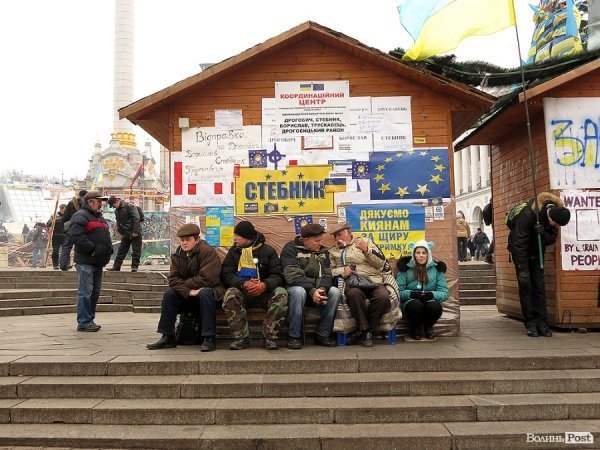 Майдан буденний. НОТАТКИ ОЧЕВИДЦЯ. ФОТО