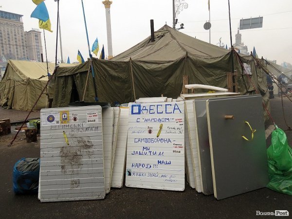 Майдан буденний. НОТАТКИ ОЧЕВИДЦЯ. ФОТО