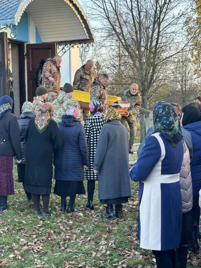 Назавжди 29: на Волині попрощалися із Героєм Іваном Гнатюком