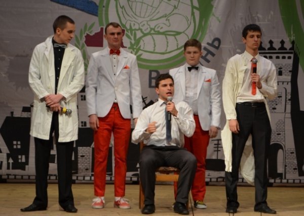 «Пташки з ГПЗ не летять у вирій, бо за кордон з судимістю не можна», - КВН у Луцьку