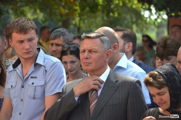 На будинках полеглих героїв АТО вивісили пам’ятні знаки. ФОТО